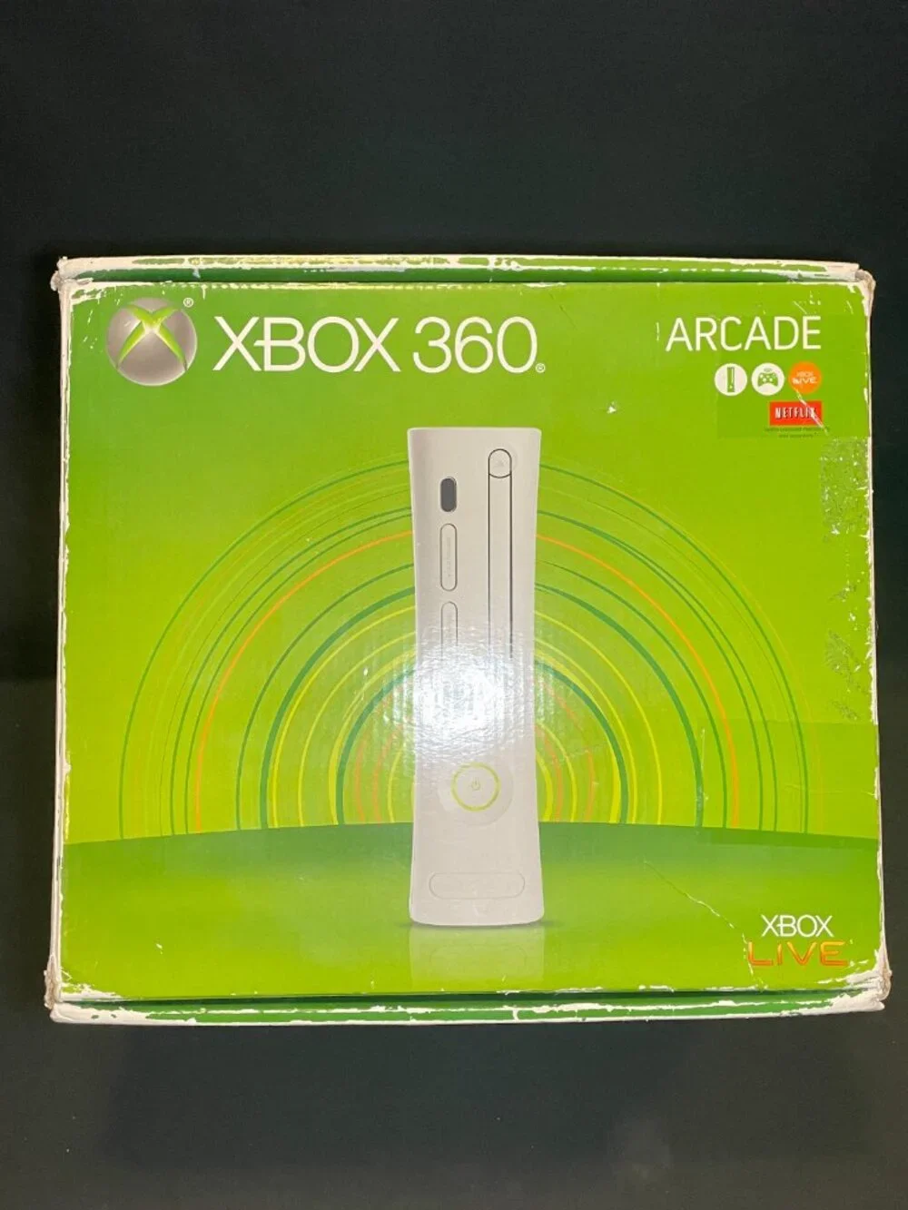 Xbox 360 arcade box with manuals